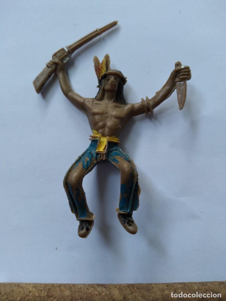 Figuras de goma y PVC: Indio americano de plastico - Foto 1