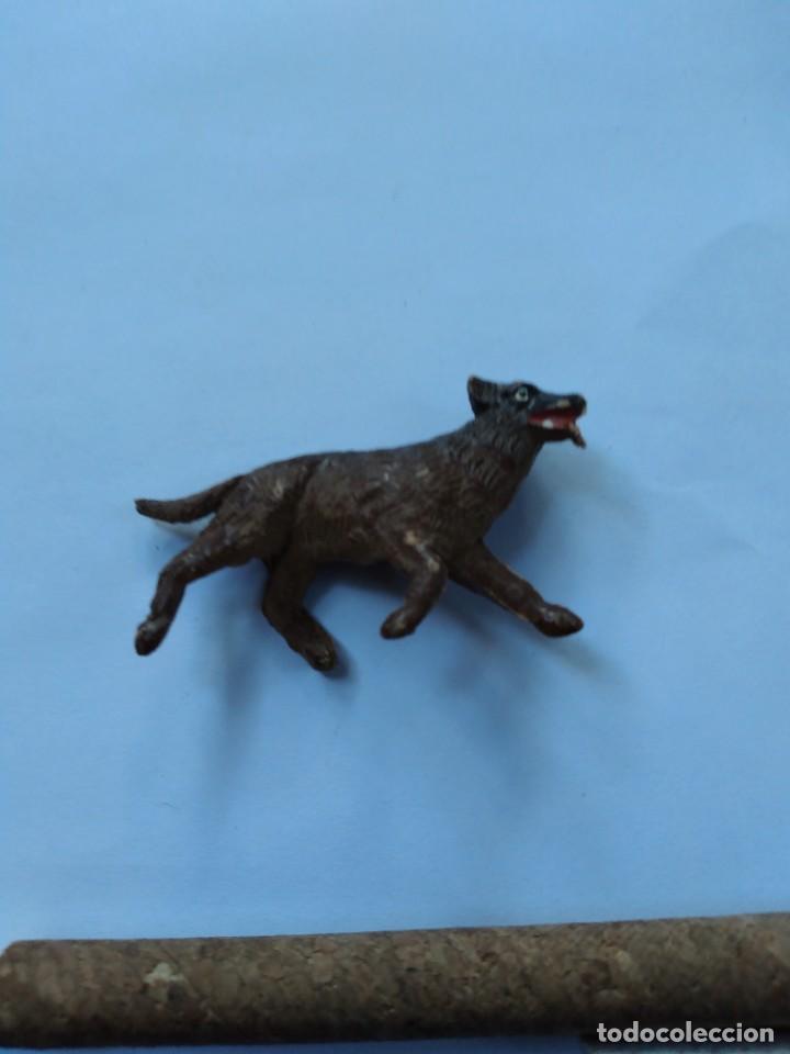 Figuras de goma y PVC: Figura perro de goma - Foto 1