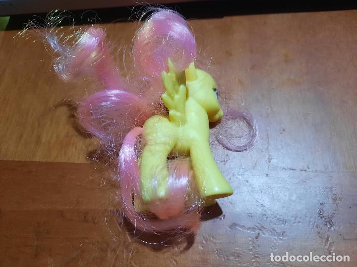 Figurines en Caoutchouc et PVC: PONY O PONI. AMARILLO SIN MARCA. BUEN ESTADO. 8 X 7 CM.