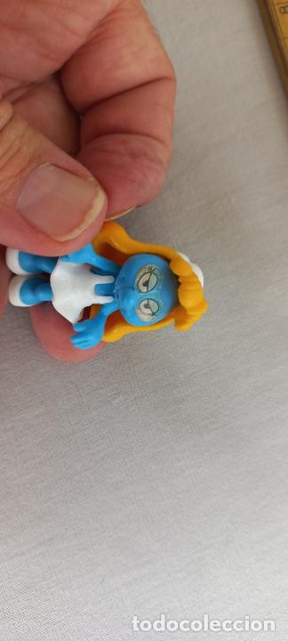Figuras de goma Kinder: FIGURA PITUFO DE KINDER. PITUFINA - Foto 2