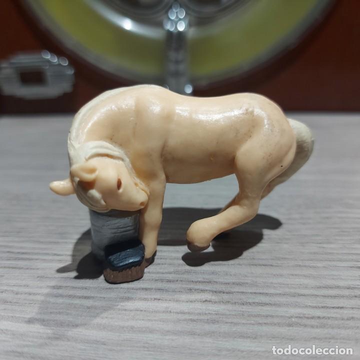 Rubber and PVC Figures: RARA FIGURA PVC O GOMA DURA CABALLO CON CUBO 1994 M.E.G. INC