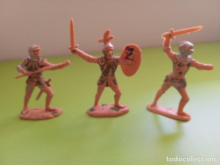 Figuras de goma y PVC: 3 figuras Reamsa grabadas en la base - Foto 1