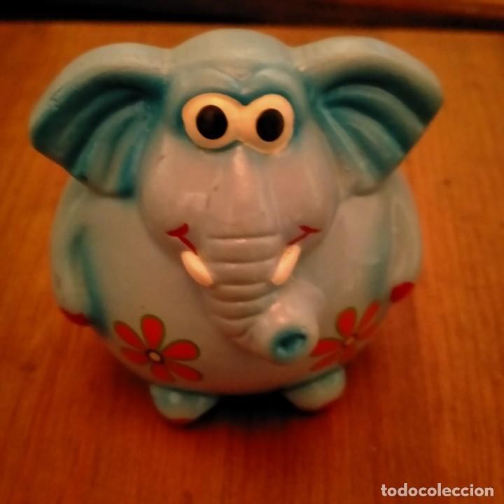 Figuras de goma y PVC: HUCHA ELEFANTE - Foto 1