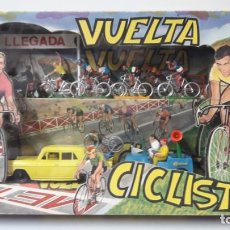 Figuras de Goma y PVC: CAJA DE LA VUELTA CICLISTA . REALIZADA POR M. SOTORRES . ORIGINAL AÑOS 60