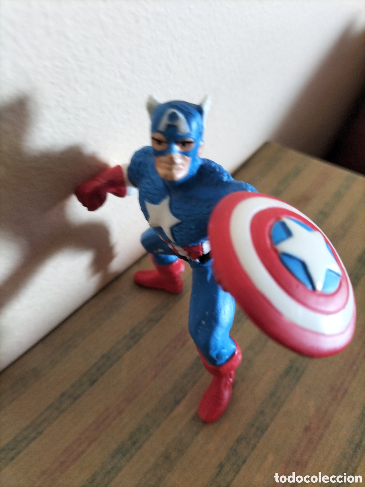 Figuras de goma y PVC: Capit&aacute;n Am&eacute;rica - Foto 1