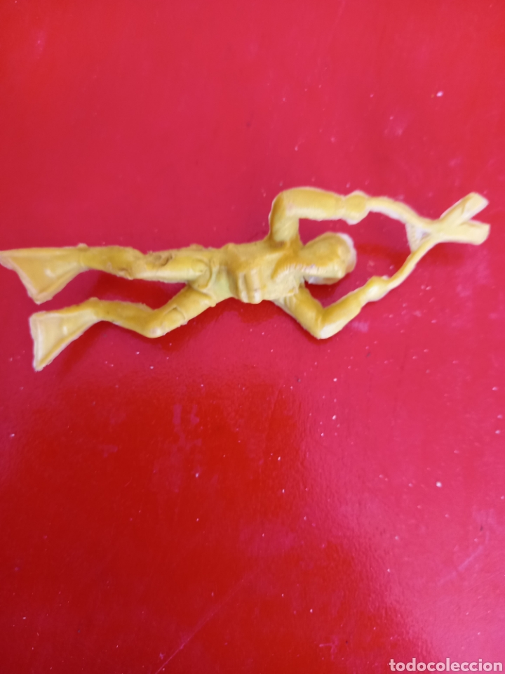 Figuras de goma y PVC: SUBMARINISTA - Foto 2