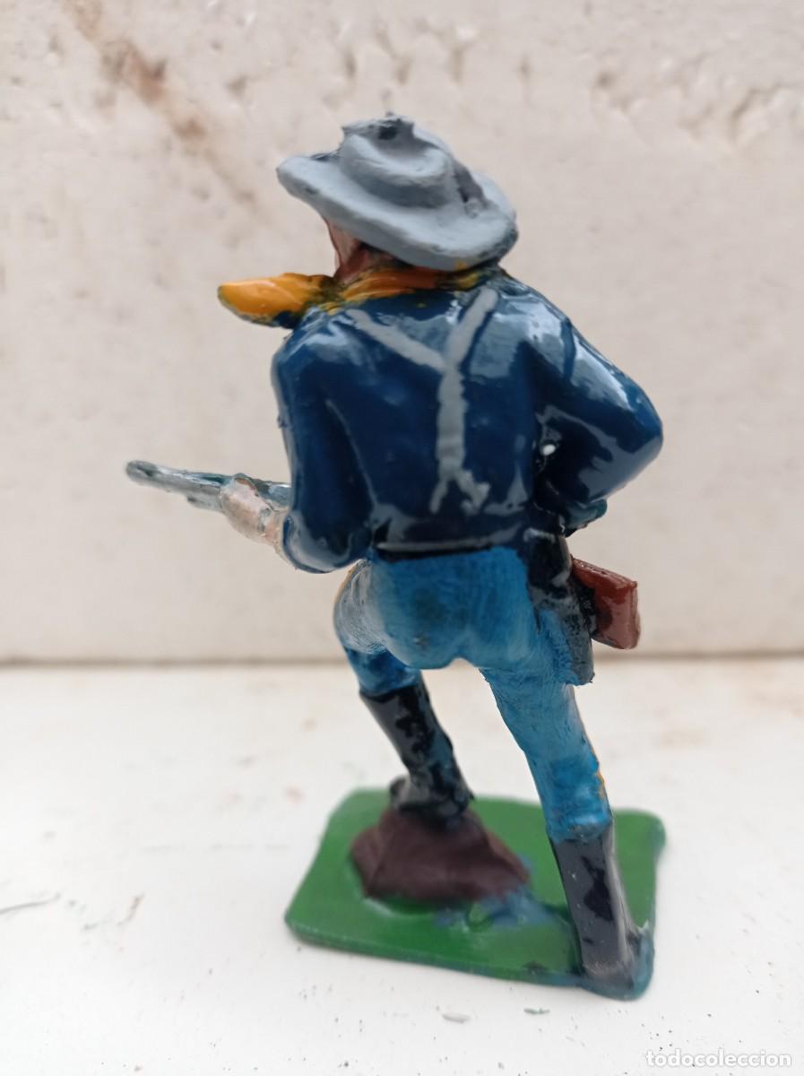 Figuras de goma y PVC: Soldado del s&eacute;ptimo de caballer&iacute;a de pech - Foto 2