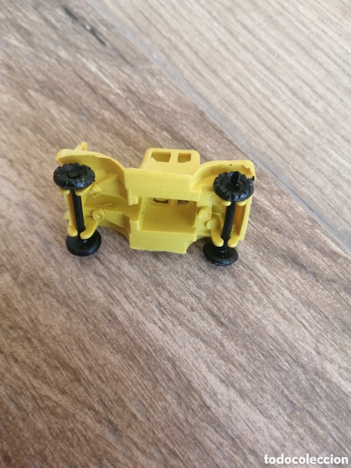 Figuras de goma y PVC: Minicoche de &eacute;poca - montaplex - Foto 2
