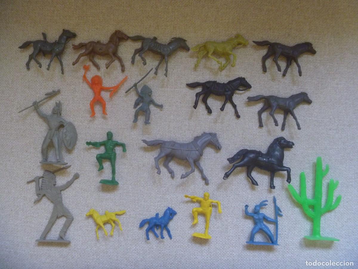 Figuras de goma y PVC: LOTE INDIOS Y VAQUEROS A&Ntilde;OS 70 OFERTA - Foto 1