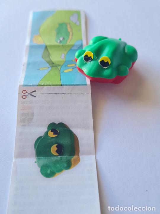 Figurines en Caoutchouc et PVC: RANA DESLIZANTE - FIGURA DE HUEVO CON SORPRESA TIPO KINDER