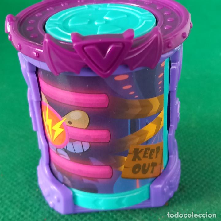 Figuras de Goma y PVC: SUPERZINGS SUPER ZINGS CAPSULA TRANSPORTIN