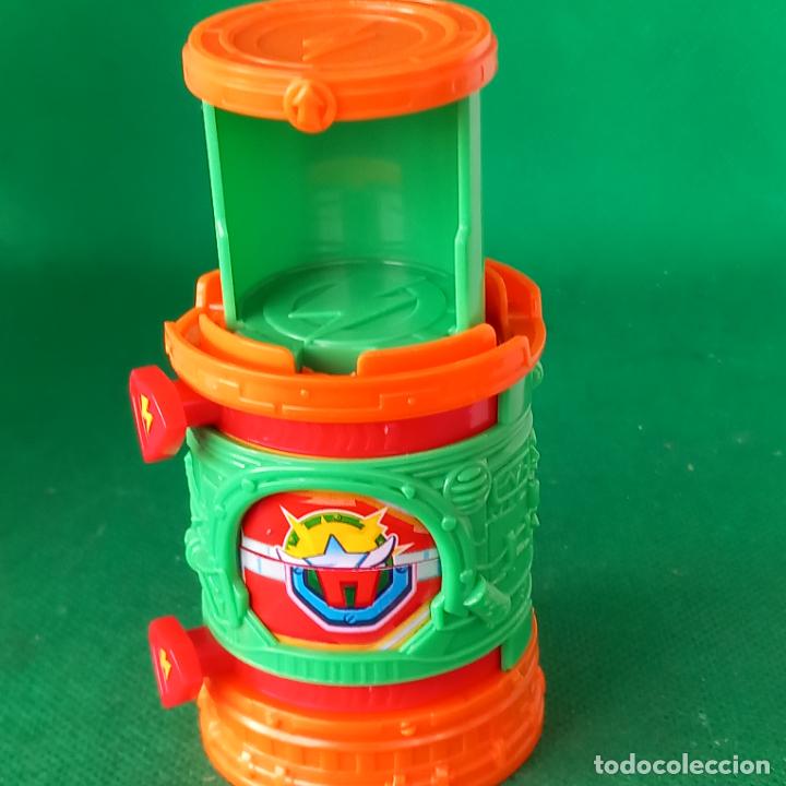 Figuras de Goma y PVC: SUPERZINGS SUPER ZINGS CAPSULA TRANSPORTIN