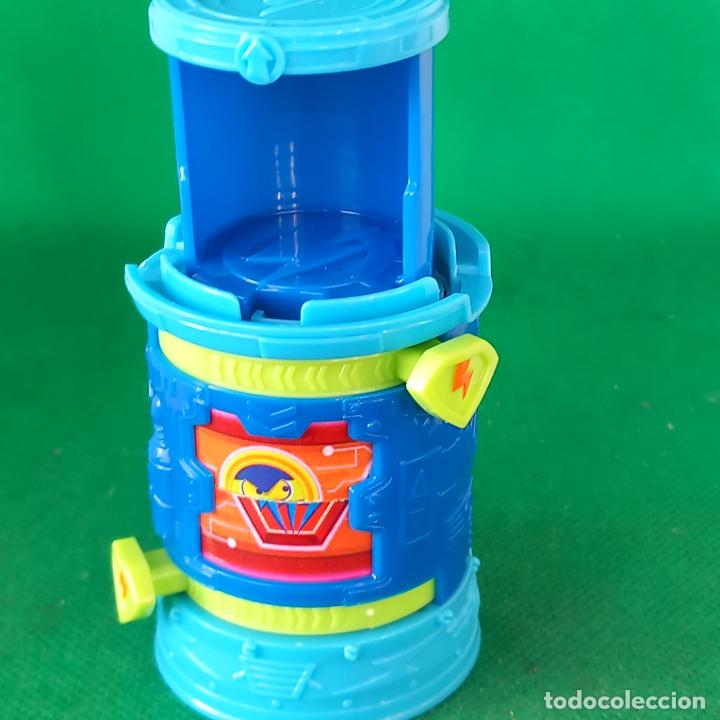 Figuras de Goma y PVC: SUPERZINGS SUPER ZINGS CAPSULA TRANSPORTIN