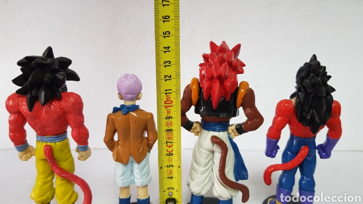 Figura di Dragon Ball Gt di seconda mano per 9 EUR su Burgos su