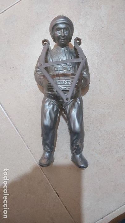 Figuras de goma y PVC: Mu&ntilde;eco paracaidista eolo - Foto 1
