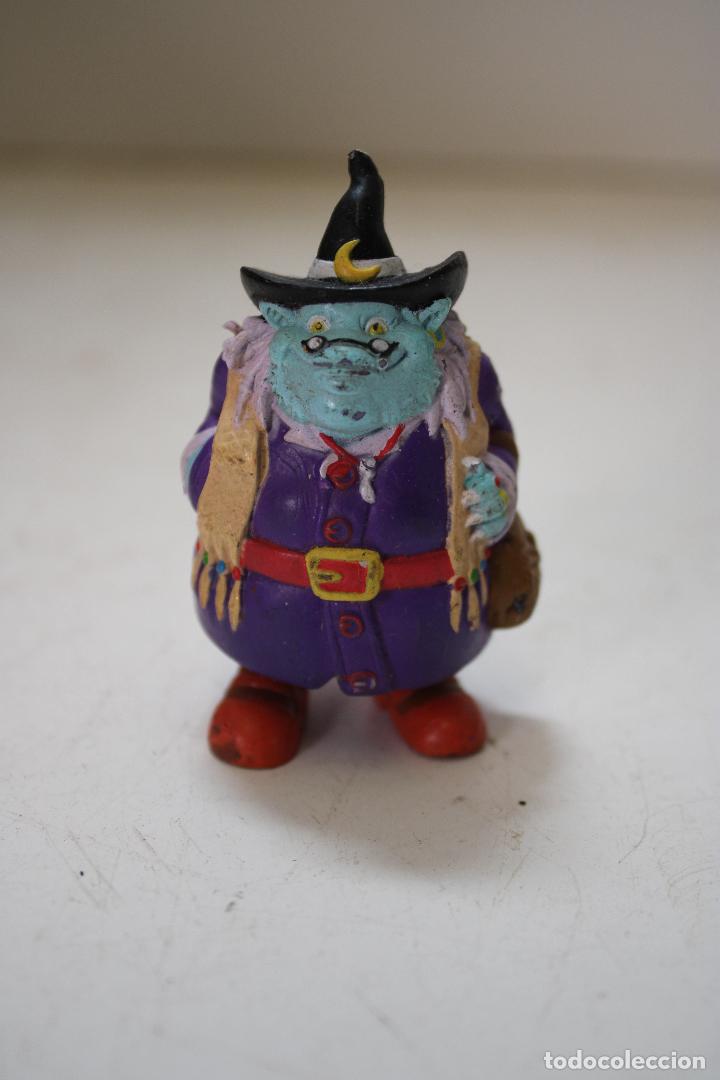 Rubber and PVC Figures: figura lunnis. bruja lubina yolanda