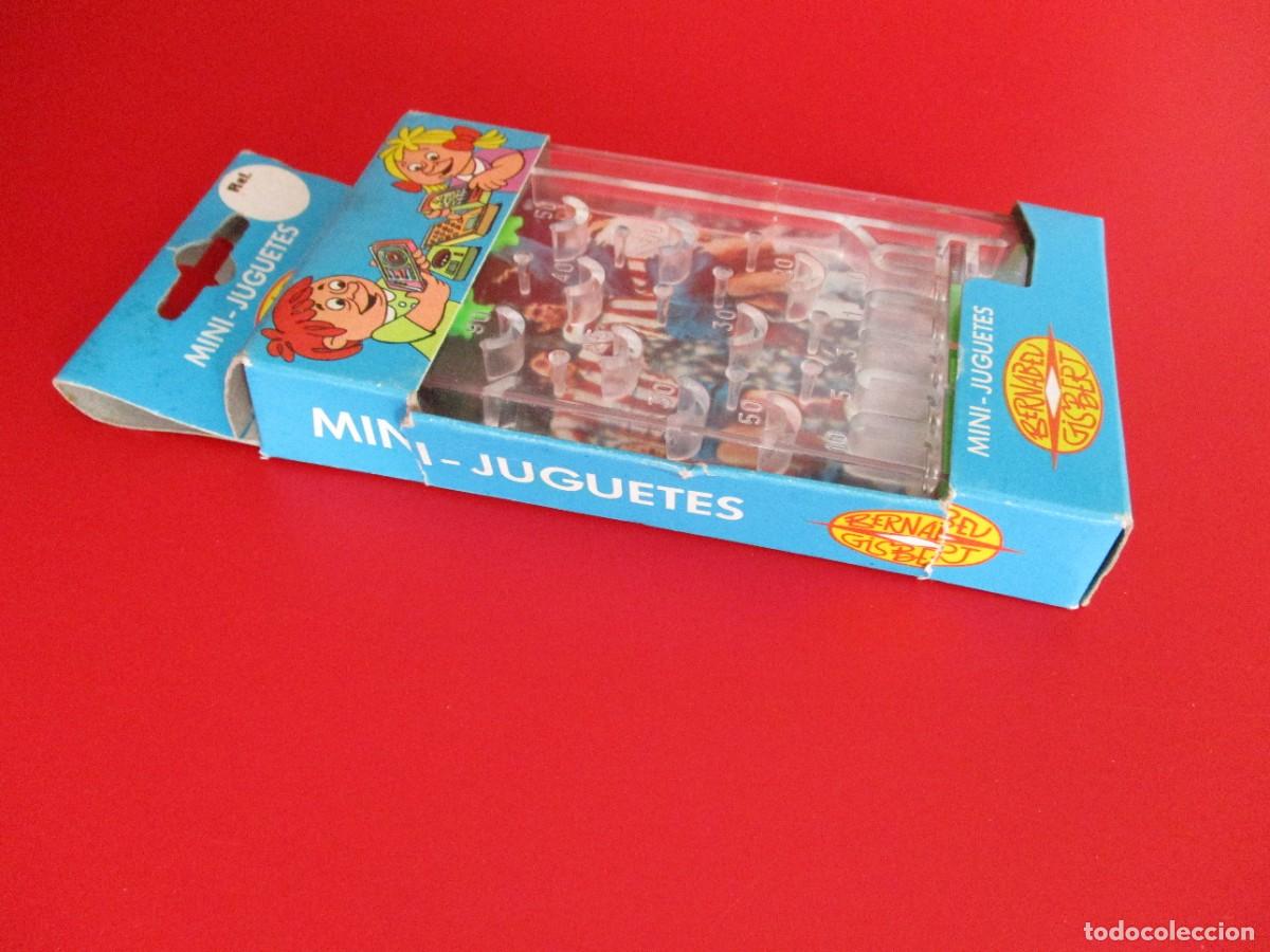 Figuras de goma y PVC: MINI JUGUETES DE BERNABEU GISBERT. LABERINTO - Foto 2