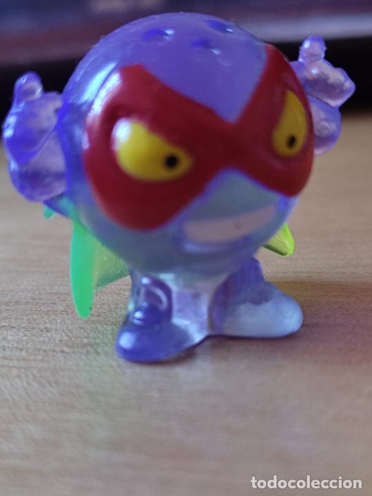 Figuras de Goma y PVC: SUPER ZINGS PELOTA ANTIFAZ TRASLUCIDO AZUL FIGURA GOMA BLANDA SUPERZINGS