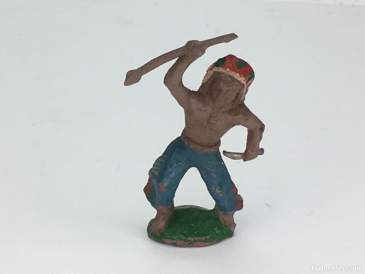 Figuras de goma y PVC: INDIO CON LANZA Y CUCHILLO DE LAFREDO 5 CM. - Foto 1