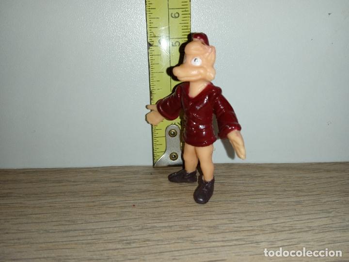 Figuras de goma y PVC: Mu&ntilde;eco figura sylvan el valiente danone md - Foto 3
