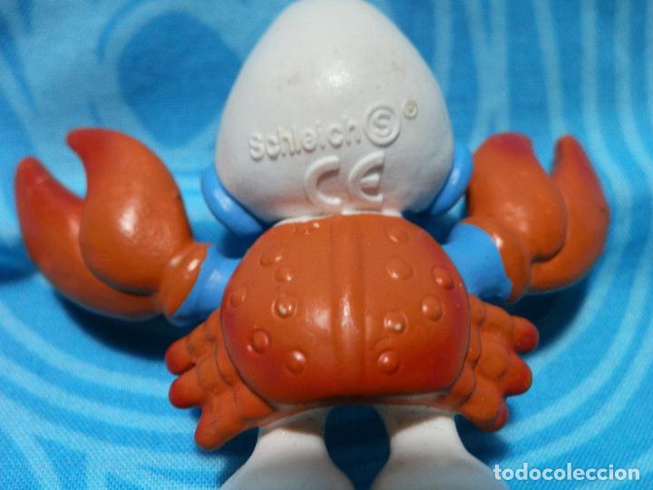 Figuras de goma y PVC: PITUFO CANGREJO PEYO 2009 - Foto 3