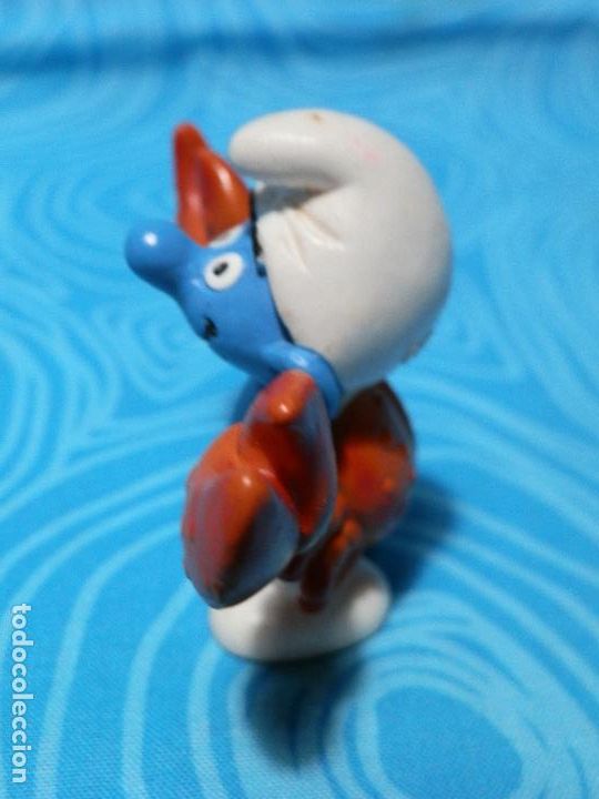 Figuras de goma y PVC: PITUFO CANGREJO PEYO 2009 - Foto 4