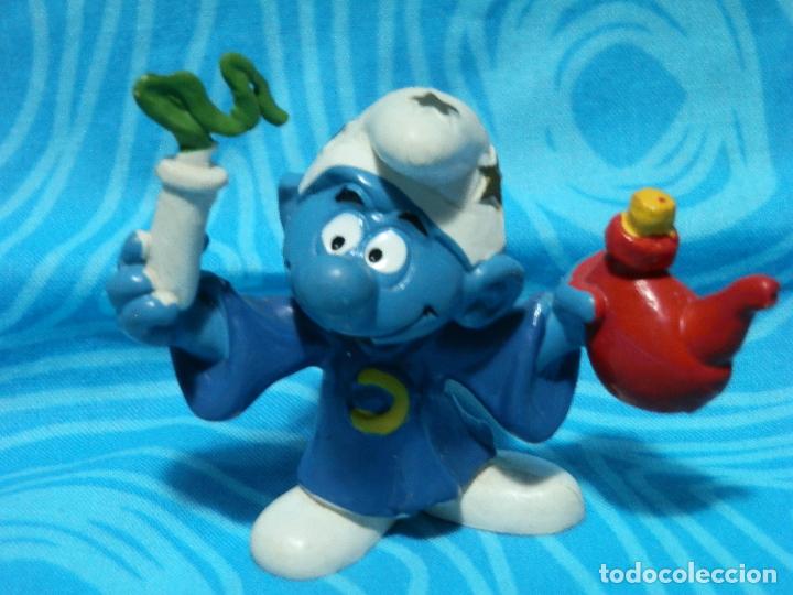 Figuras de goma y PVC: PITUFO ALQUIMISTA PEYO BULLY - Foto 1