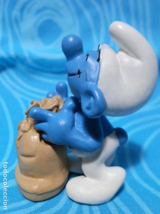 Figuras de goma y PVC: PITUFO CON SACO DE HARINA SCHLEICH - Foto 3