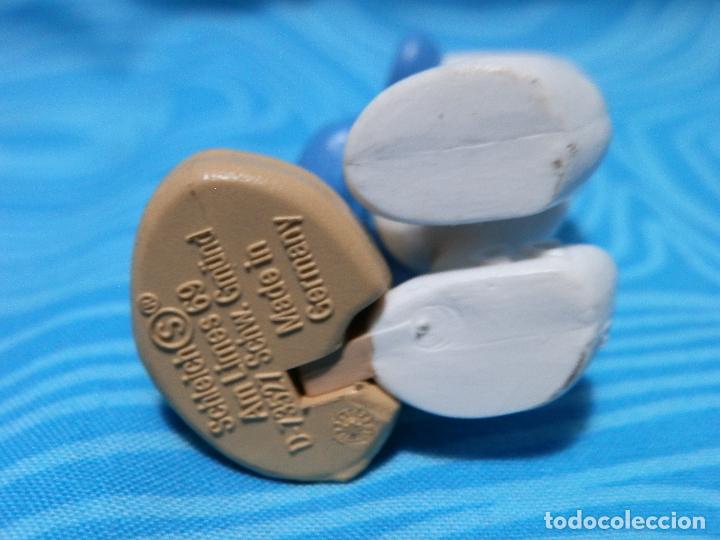Figuras de goma y PVC: PITUFO CON SACO DE HARINA SCHLEICH - Foto 4
