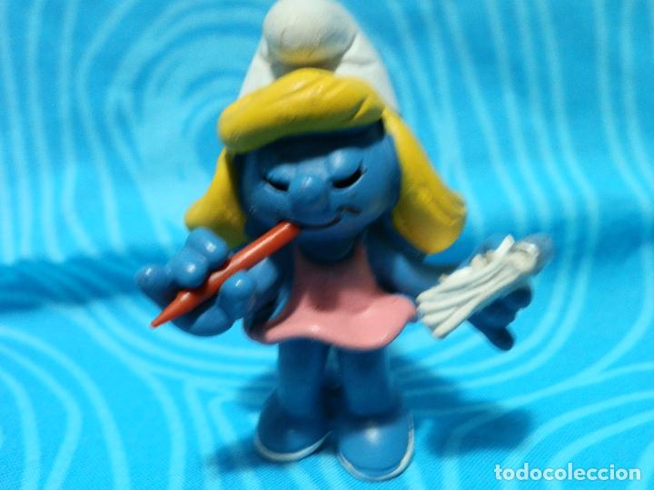 Figuras de goma y PVC: PITUFINA CON LIBRETA Y LAPIZ - Foto 6