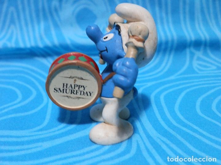 Figuras de goma y PVC: PITUFO TAMBOR PEYO SCHLEICH 2007 - Foto 3