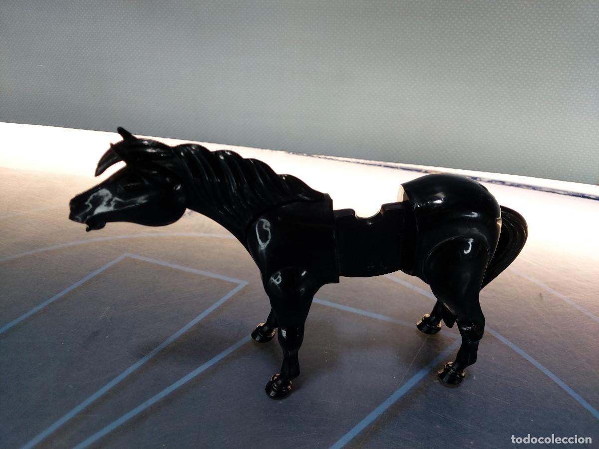 Figuras de goma y PVC: Caballo de Comansi. Negro. Sin silla. - Foto 2