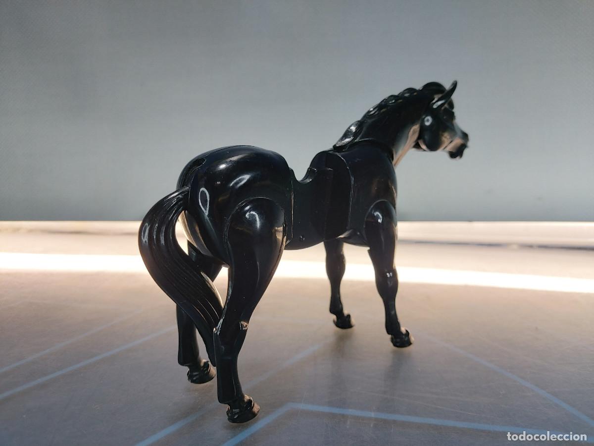Figuras de goma y PVC: Caballo de Comansi. Negro. Sin silla. - Foto 4