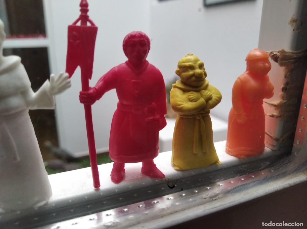 Figuras de goma y PVC: Dunkin Ruy cid Danone - Foto 6