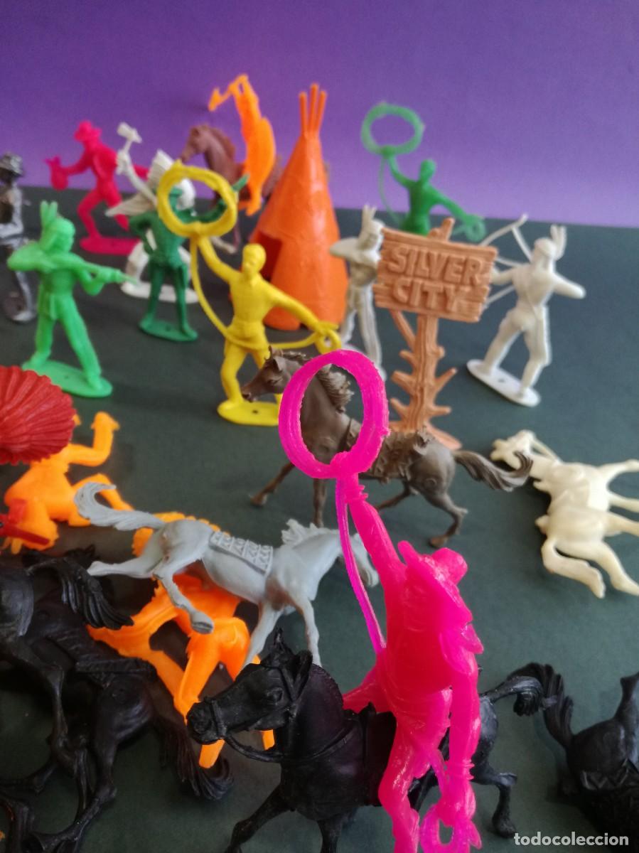 Figuras de goma y PVC: LOTE FIGURAS COMANSI - Foto 2