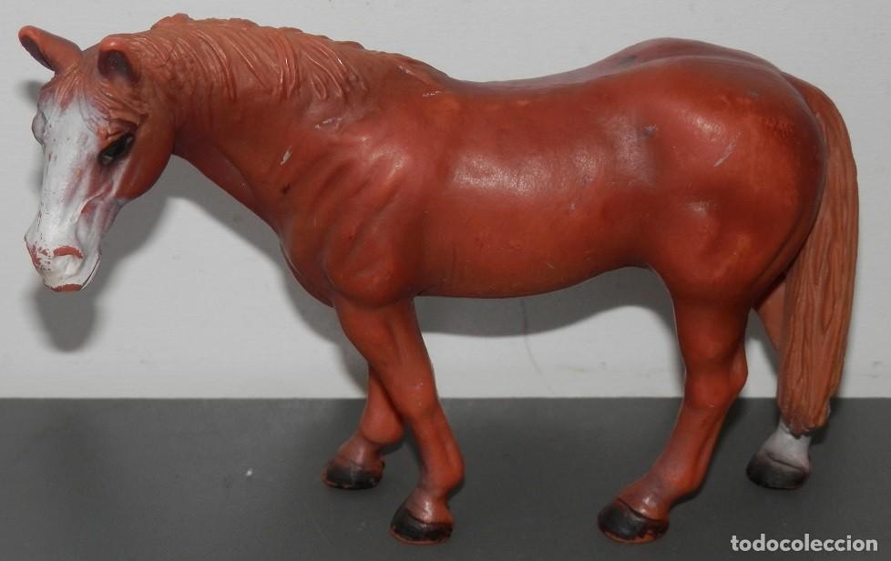Figuras de goma y PVC: UN CABALLO-SCHLEICH - Foto 1