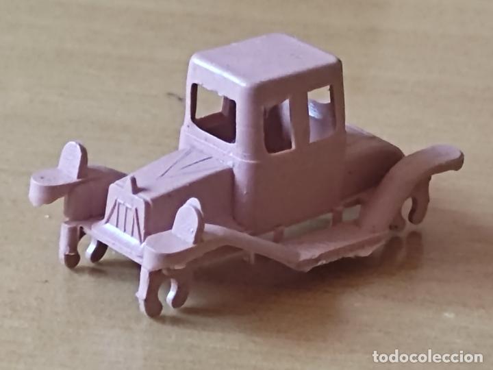Figuras de Borracha e PVC: COCHE QUIOSCO DETERGENTE O SIMILAR 3,8 CMS LARGO PLASTICO SIN RUEDAS