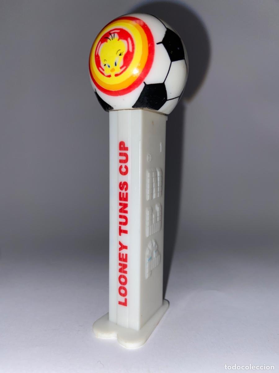 Figuras de goma y PVC dispensador PEZ: WARNER BROS - DE CARAMELOS - Foto 1