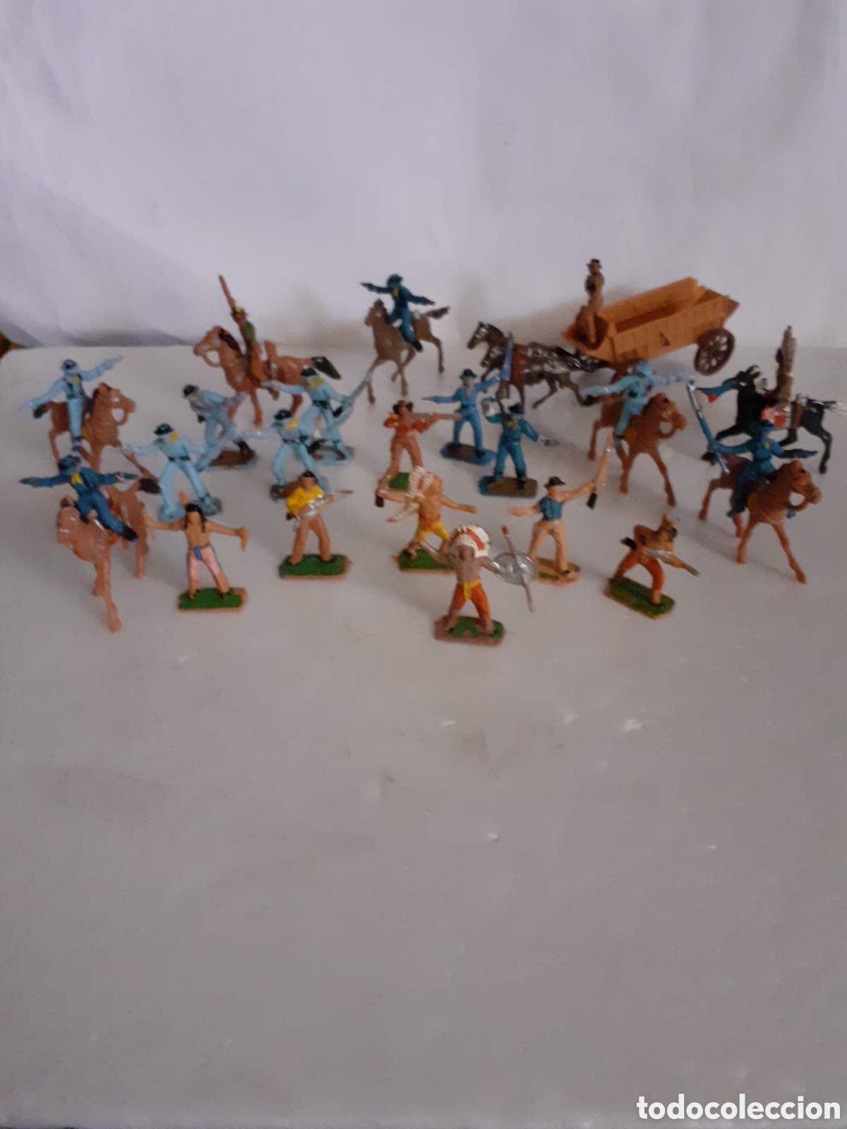 Figuras de goma y PVC: FIGURAS MINI OESTE COMANSI PLASTICO - Foto 1
