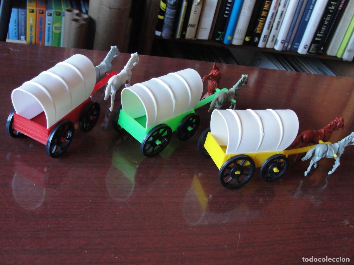 Figuras de goma y PVC: 3 carretas del oeste plastico - Foto 2