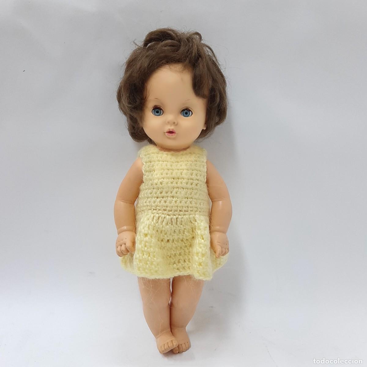 Figuras de goma y PVC: Mu&ntilde;eca de pl&aacute;stico duro vintage de los a&ntilde;os 70(8.6)