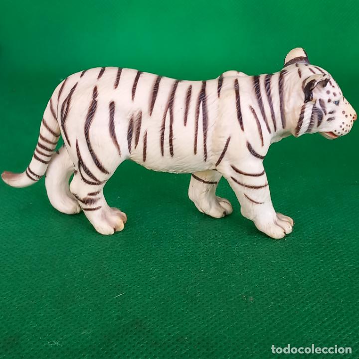 Figuras de goma y PVC: Tigre blanco 2003 schleich - Foto 3