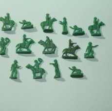 Figuras de Goma y PVC: 15 FIGURAS PLANAS DEL OESTE, MARCA SERJAN. SIMILAR MONTAPLEX. AÑOS 60. COLOR VERDE. VAQUEROS.