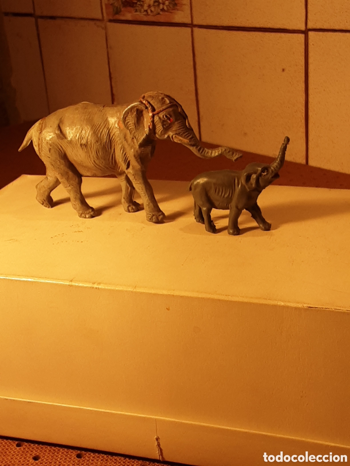 Figuras de goma y PVC: Elefantes circo jecsan - Foto 2