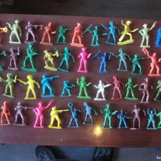 Figuras de Goma y PVC: LOTE 120 VAQUEROS SOLDADOS INDIOS MEJICANOS JINETES CABALLOS COMANSI