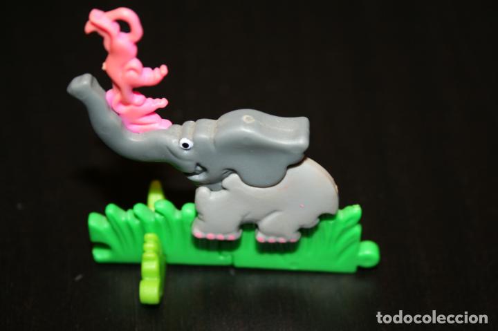 Kinder &Uuml;berraschung: Kinder Ferrero 313 puzzle pl&aacute;stico duro relieve 3D Freunde...Wie Wir 1994 piezas sueltas sin BPZ