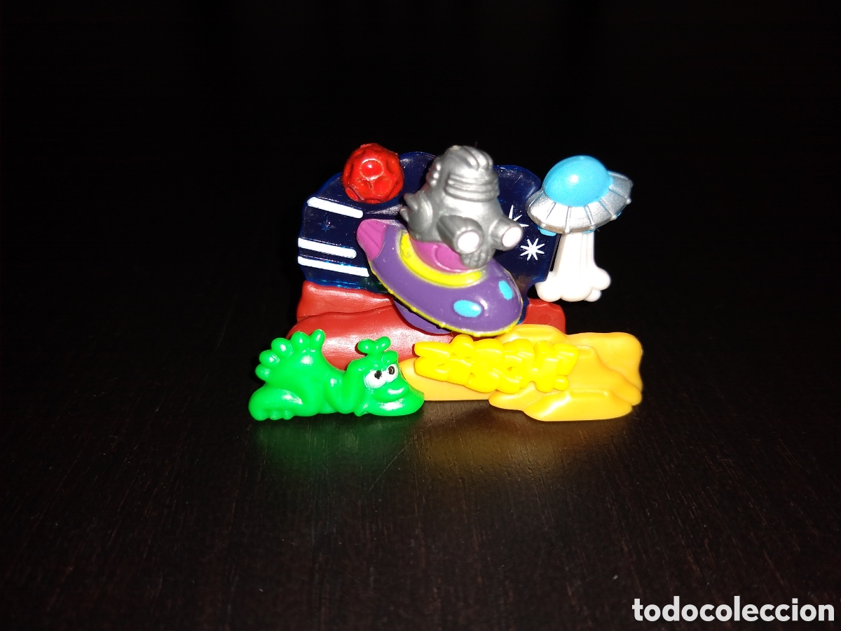 Kinder &Uuml;berraschung: Kinder Ferrero 234B puzzle pl&aacute;stico relieve 3D Tinas und Toms galaxia 1 fig sin BPZ