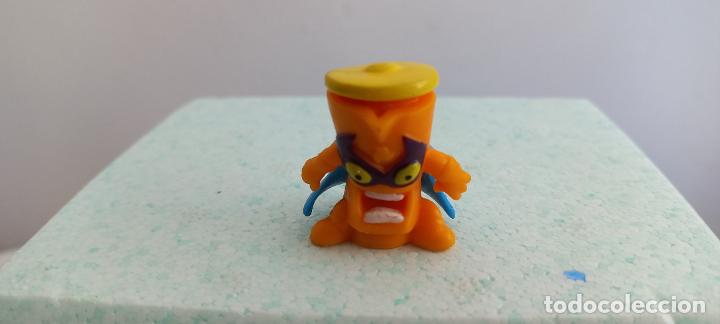 Figurines en Caoutchouc et PVC: Figura Superzing. SERIE 1 Mad Pop naranja 76. Superthings SECRET SPIES. MBIT