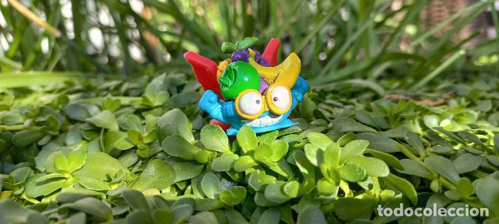 Figuras de Goma y PVC: Figura Superzings. SUPER ZINGS. Superthings SECRET SPIES. MBIT