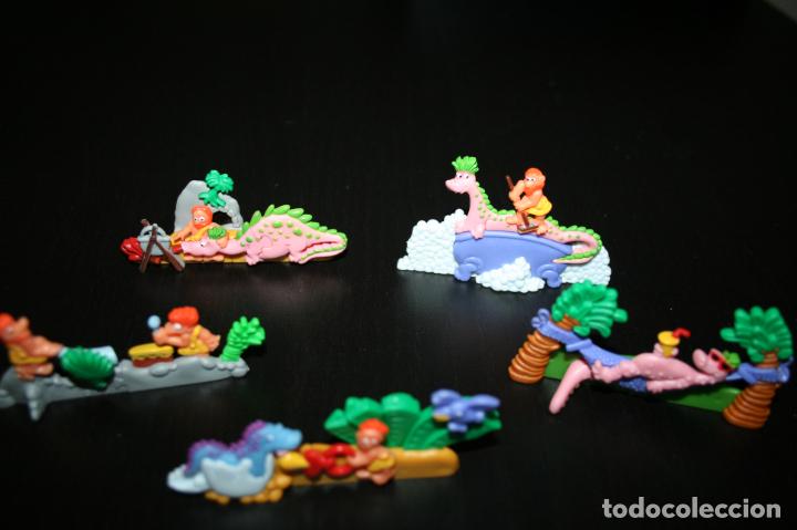 Figuras de goma Kinder: Kinder Ferrero 330 puzzle pl&aacute;stico relieve 3D nueva vida prehistoria (serie 1) completo 5 fig.+1 BPZ